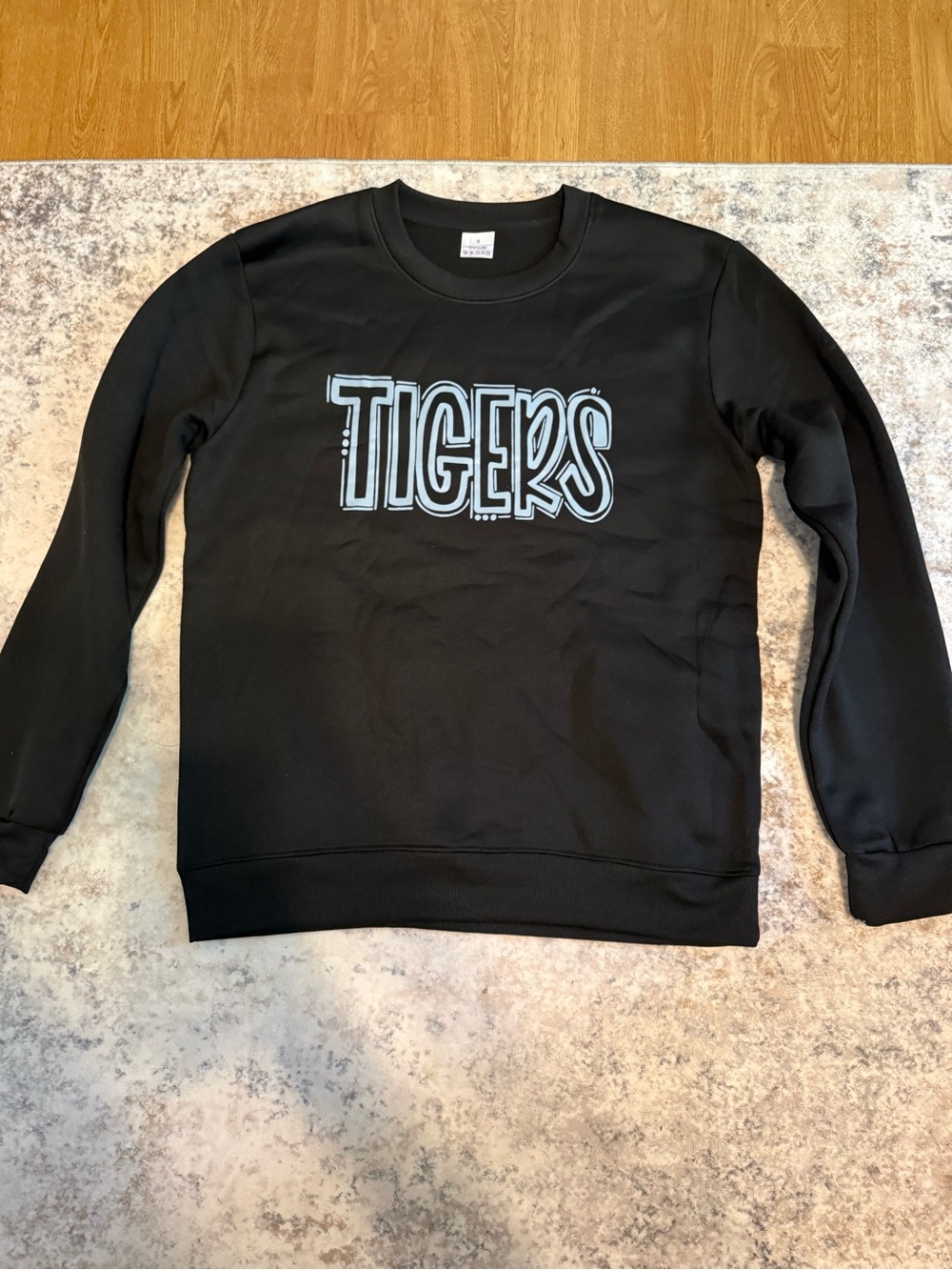 Black 'Tigers' Graphic Crewneck Sweatshirt - Unbranded
